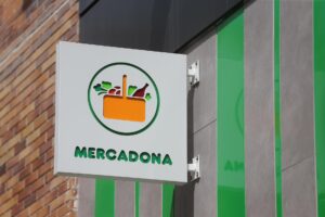 Mercadona lanza un dardo al Gobierno aprovechando la subida del IVA