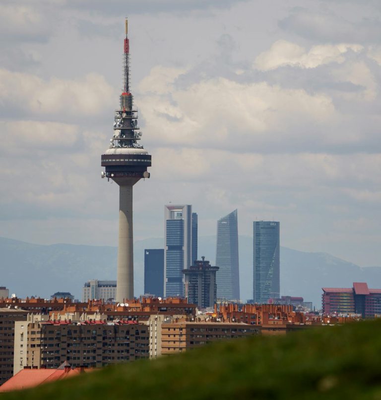 La economía española crecerá un 1,8% en 2024, según las previsiones de Funcas