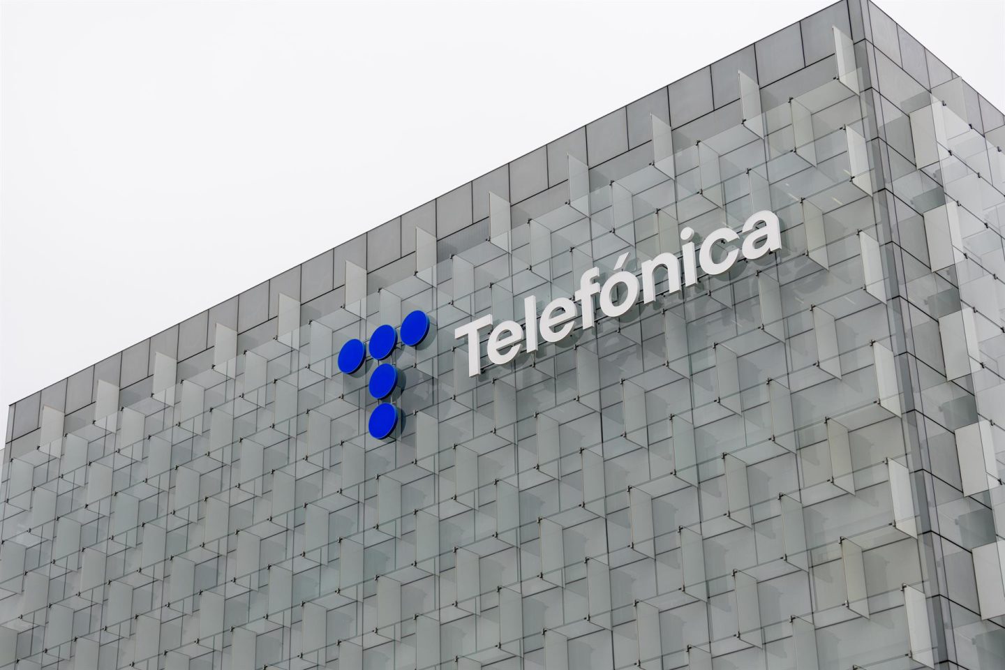El beneficio de Telefónica alcanza los 532 millones hasta marzo, un 79% más