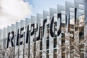 Nuevo triunfo de Repsol contra Iberdrola: Autocontrol le da la razón