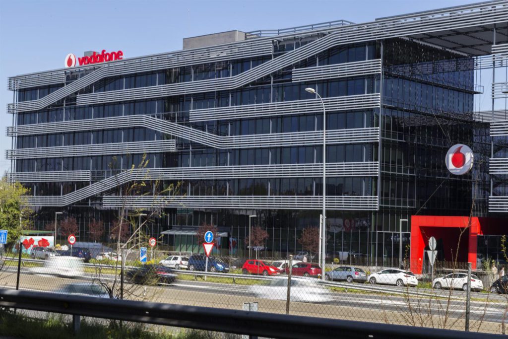 Vodafone España redujo un 98,5% sus pérdidas en su año fiscal, hasta 5 millones, por ajustes contables