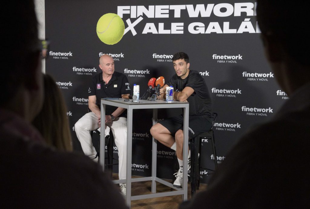 Ale Galán: "Cada vez veo más cerca la posibilidad de jugar en el Santiago Bernabéu"