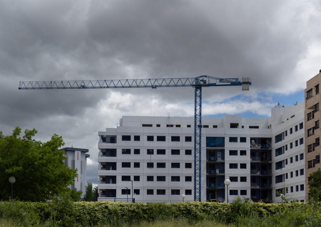 Madrid convertirá 20.000 oficinas en viviendas de alquiler asequible