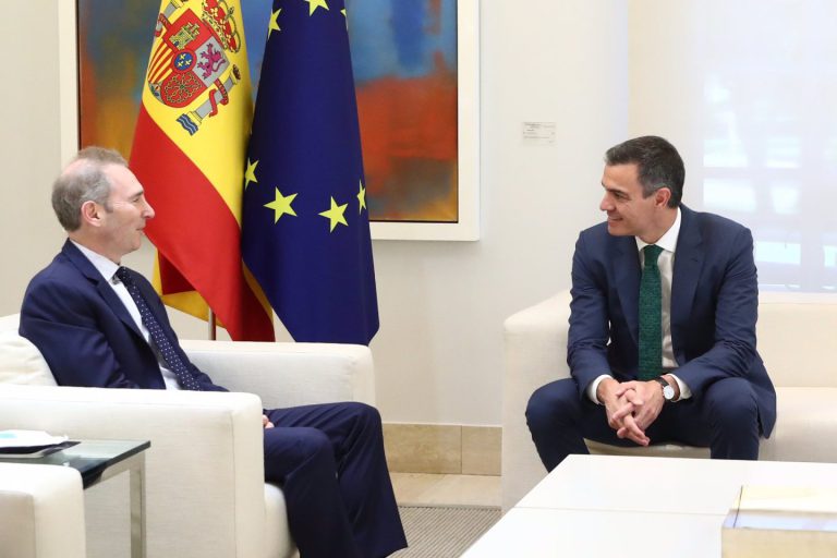 Pedro Sánchez y el presidente de Amazon