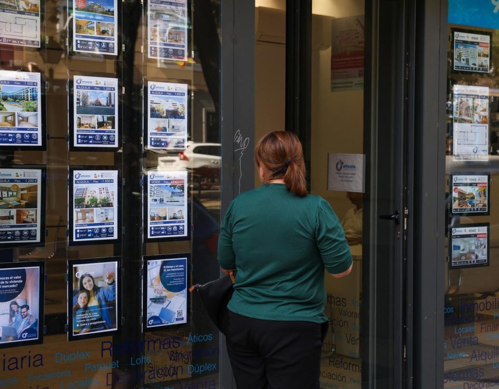 La media del precio del alquiler sobrepasa la barrera de los 1.000 euros al mes