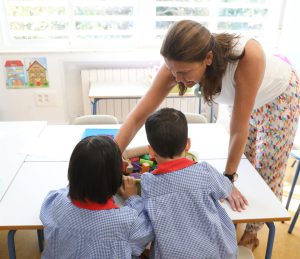 El número de afiliados cae en 9.783 personas a causa de la educación, que pierde 122.000 cotizantes en julio