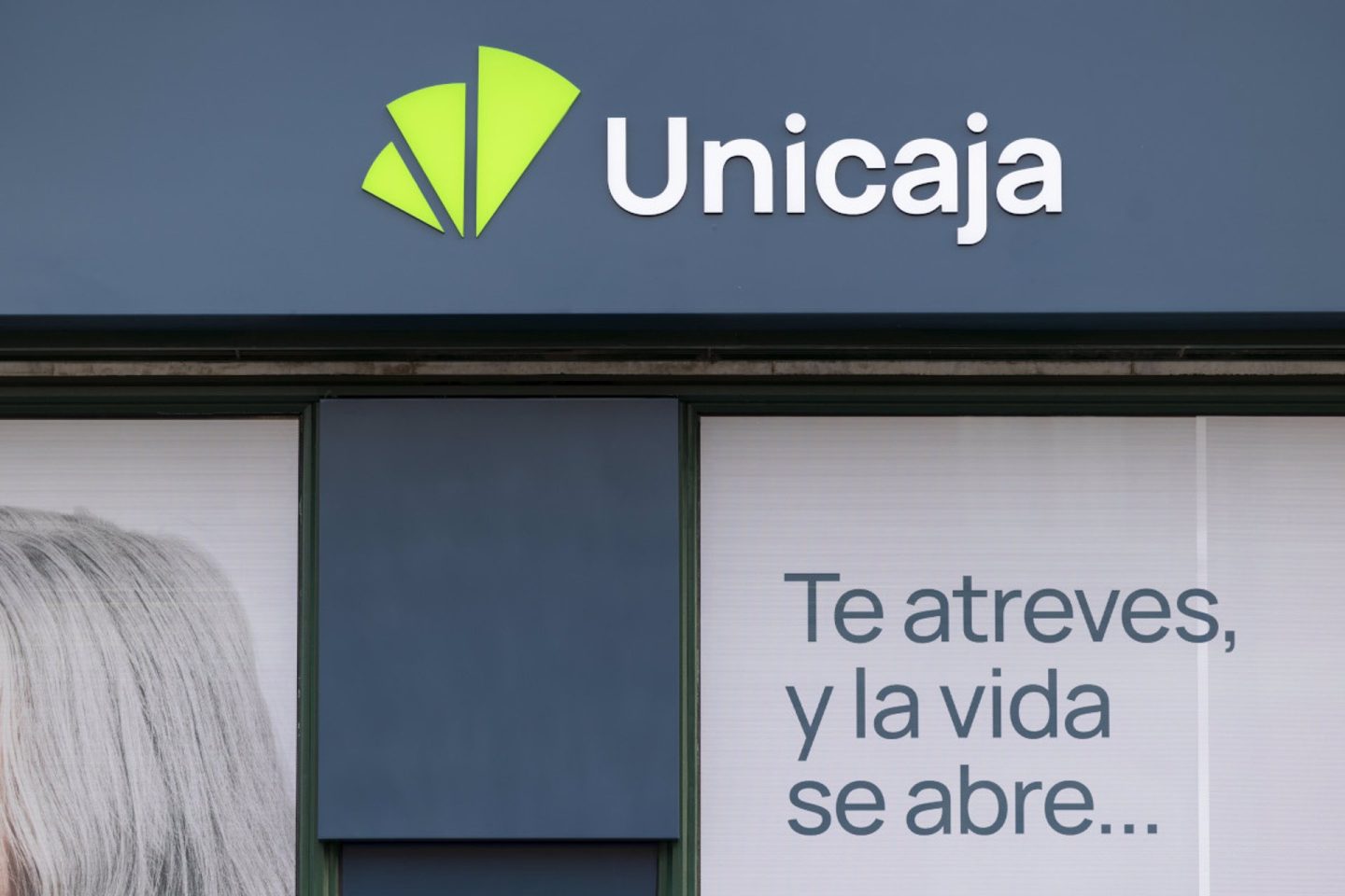 ¿Qué les pasa a la web y la App de Unicaja?