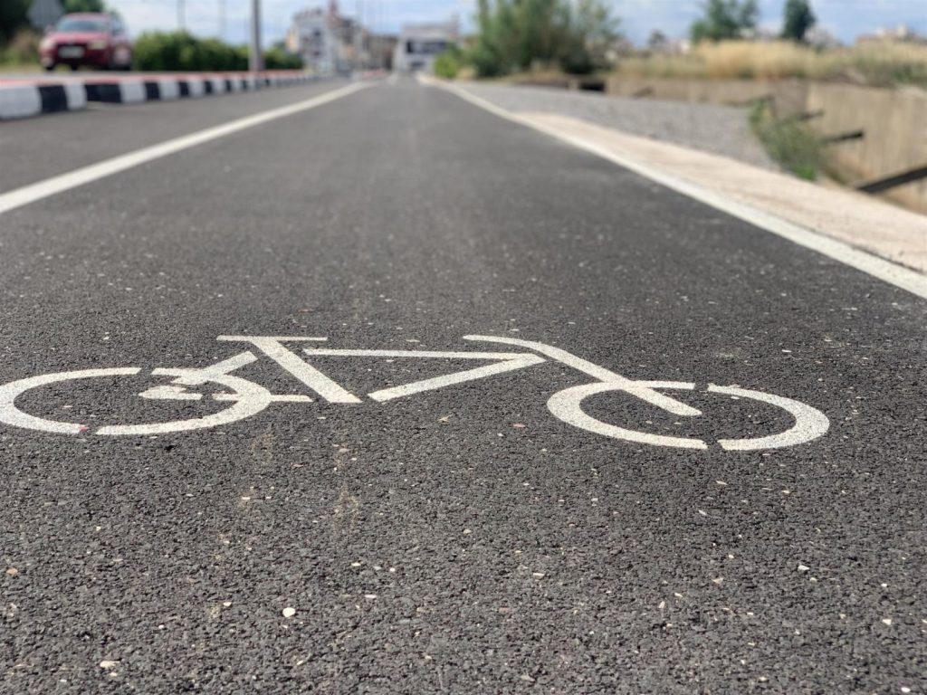 Un juez reconoce como accidente laboral el siniestro de un trabajador que recorría 44 km en bicicleta de casa al trabajo