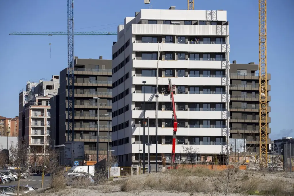 Archivo - Viviendas en construcción - PSN - Archivo