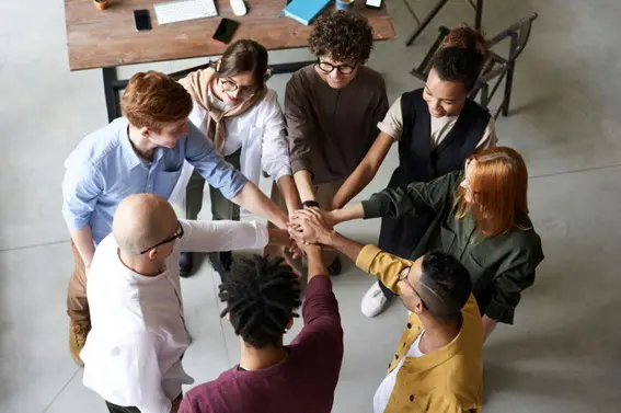 ¿Qué Herramientas Digitales Pueden Transformar la Gestión de tu Empresa en 2025?