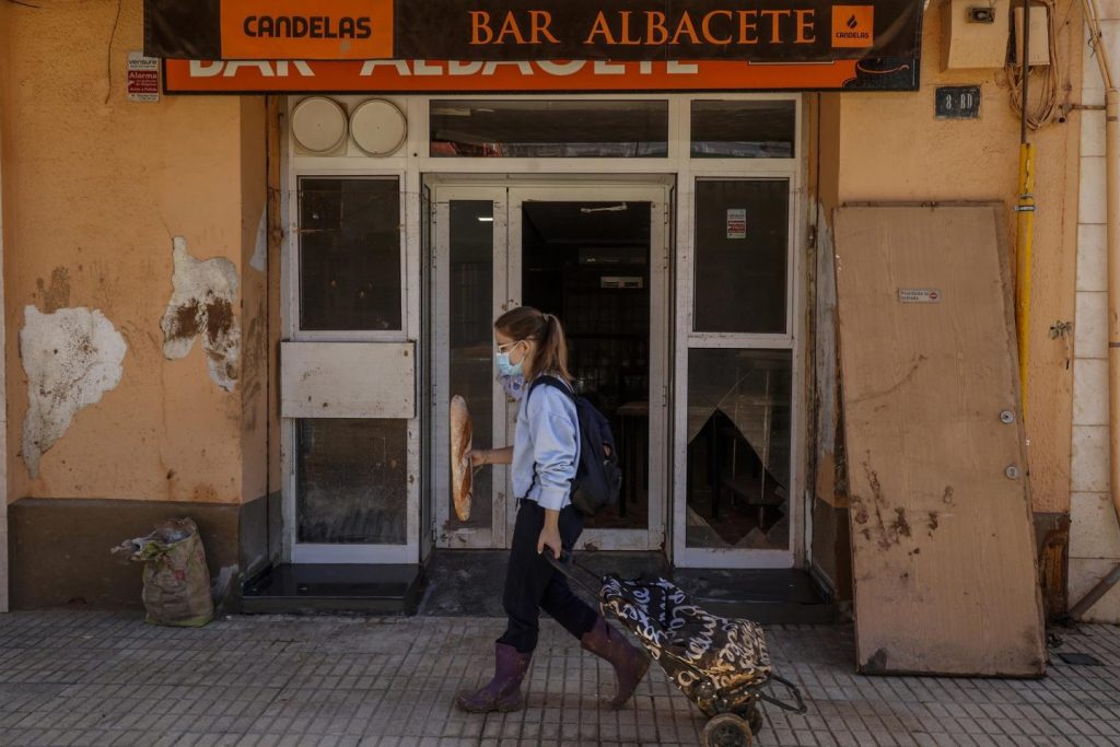 La hostelería de Valencia pide ayuda ante el posible cierre del 30% de sus negocios por DANA