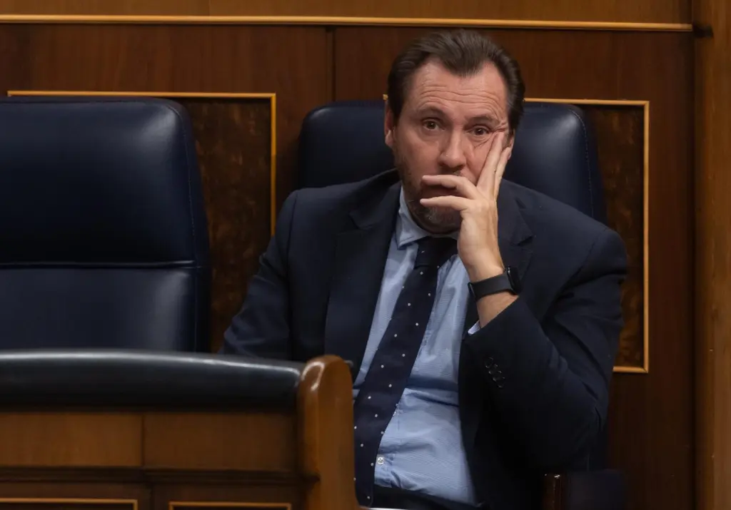 Puente avisa que desde mañana no habrá más descuentos en transporte y lo califica de irresponsable