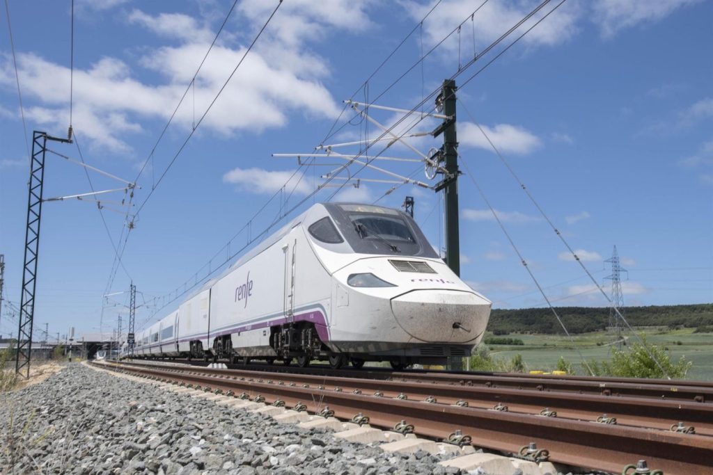 Renfe ofrecerá billetes a partir de 7 euros desde el 20 de enero por las rebajas