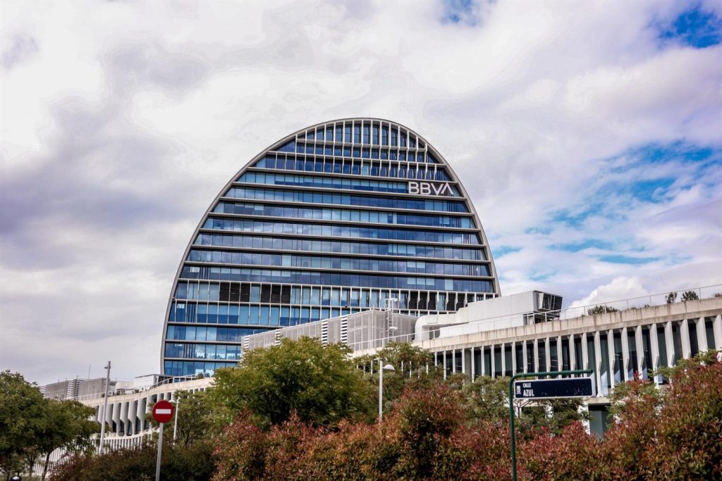 BBVA ofrecerá en España gestión de cuentas y tarjetas con IA mediante su asistente virtual