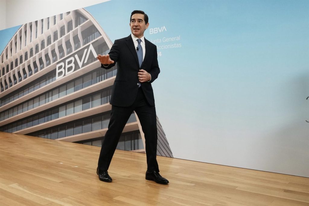BBVA pagará un dividendo extra de 0,41 euros el 10 de abril