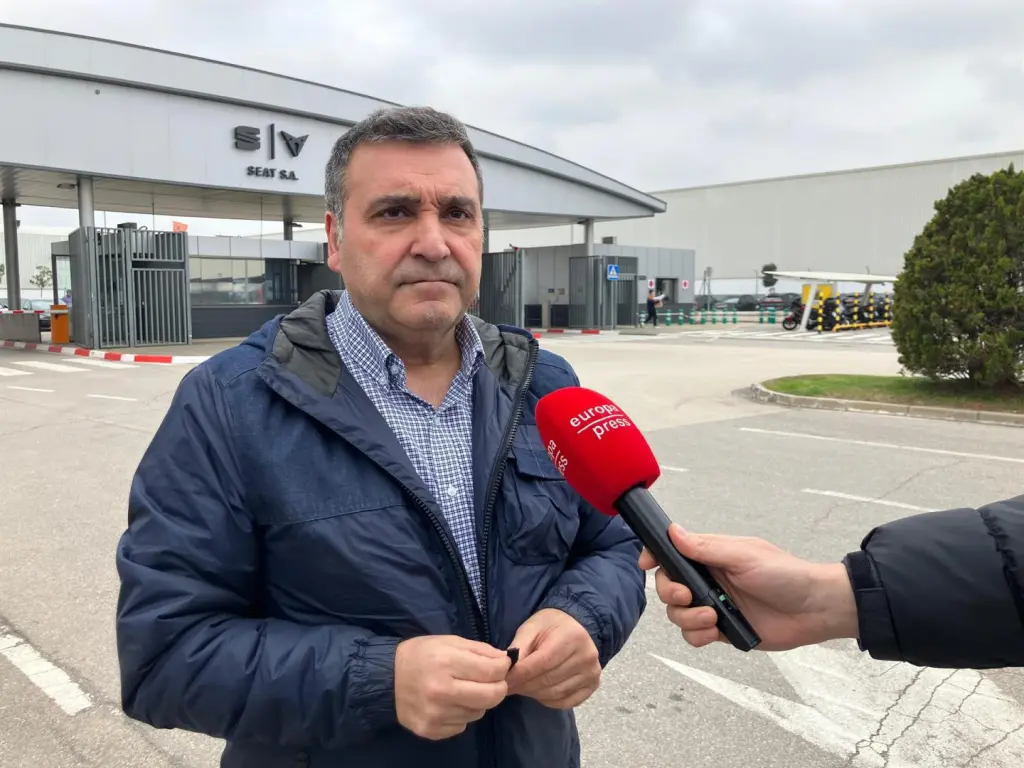 Carnero (Seat): «El ciudadano no entiende bien la electrificación de los coches»
