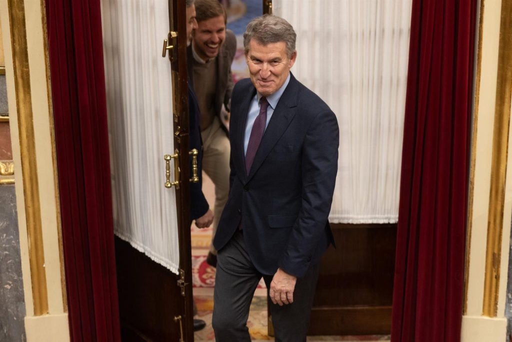 El PP presenta una ley para que el IVA de alimentos sea del 2% y eliminar impuestos eléctricos