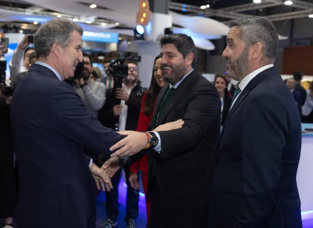 Feijóo anunciará el martes descuentos fiscales para el sector primario ante las tarifas de Trump