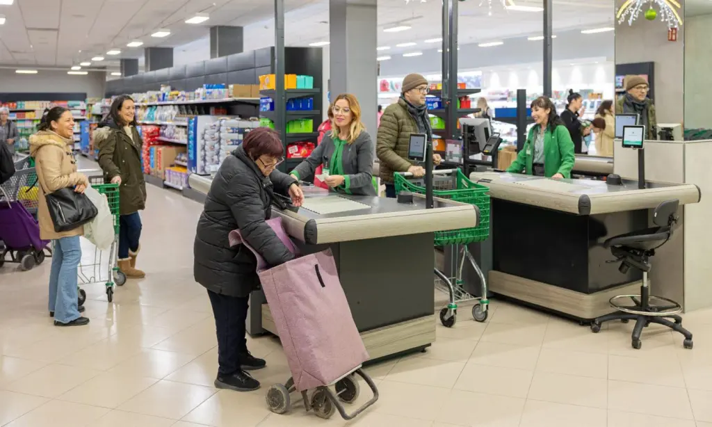 Interior de un Mercadona.