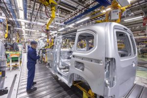 Stellantis critica que las medidas de la UE no resuelven los problemas del sector automovilístico