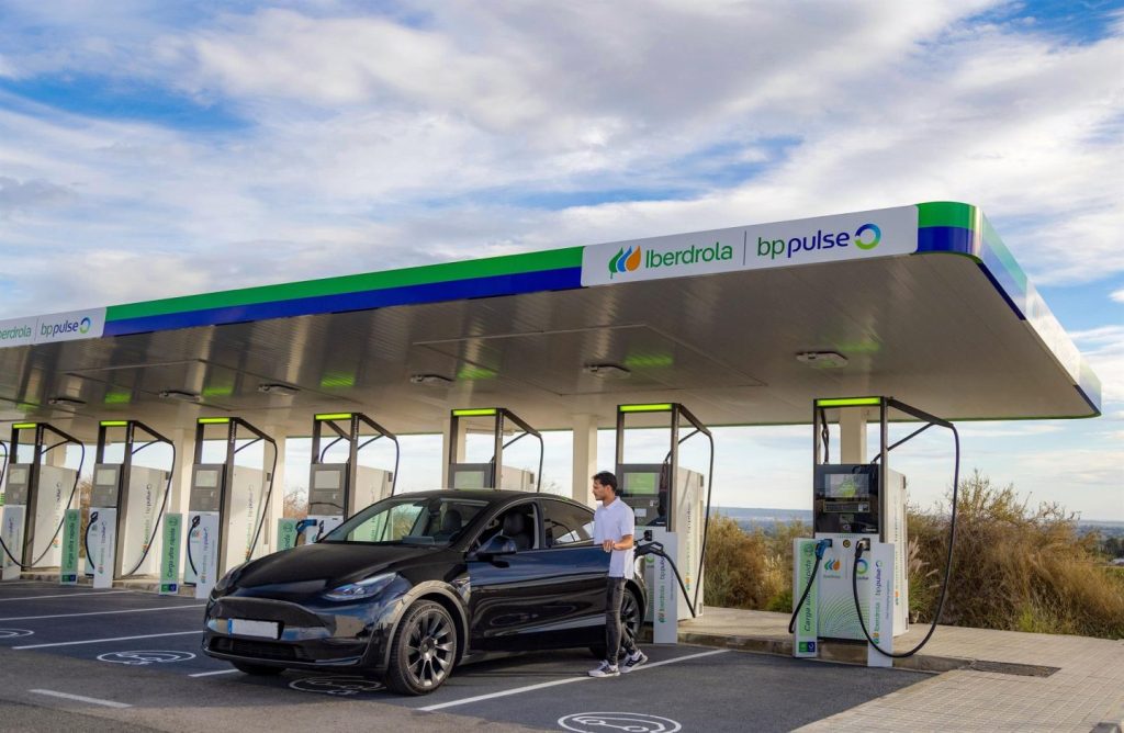 Iberdrola y bp pulse llegan a más de 1.000 puntos de carga en España y Portugal