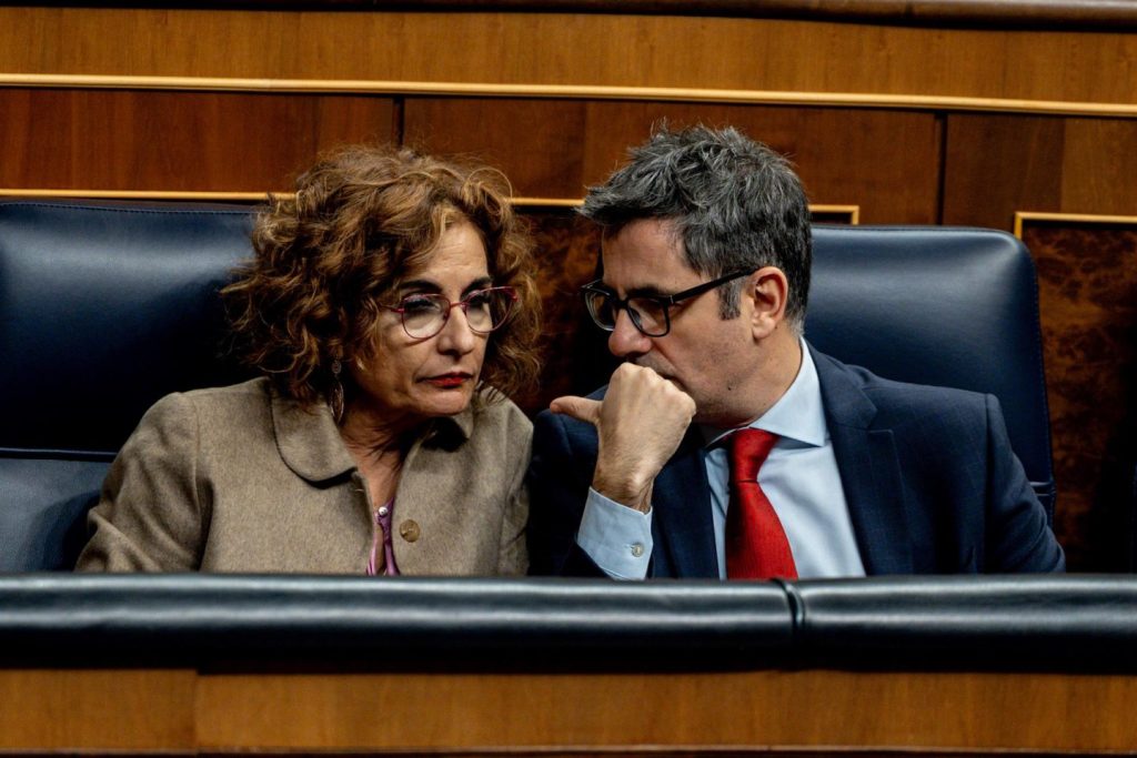 PP, Sumar y Podemos logran el primer apoyo en el Congreso para eximir del IRPF el SMI