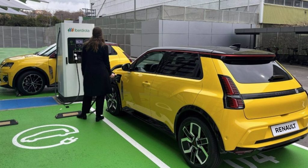 Renault e Iberdrola ofrecen 800 euros de descuento al comprar coches eléctricos en España