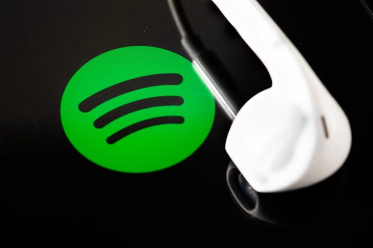 Spotify obtiene 1.138 millones de euros y logra beneficios por primera vez en 2024