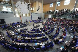 Alemania aprueba un plan de 500.000 millones para mejorar Defensa e infraestructuras