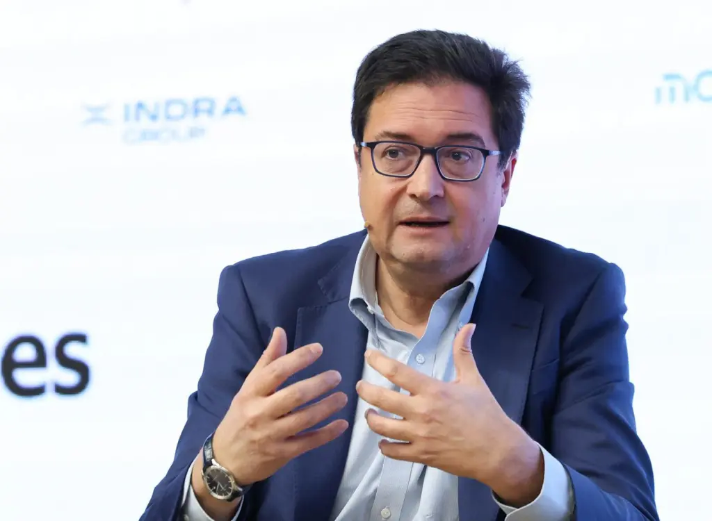 El Gobierno destaca la energía limpia y barata de España para atraer inversiones en centros de datos