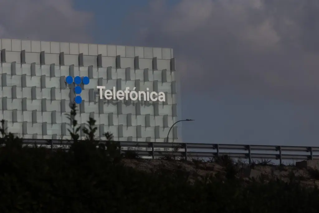 Fachada de Telefónica