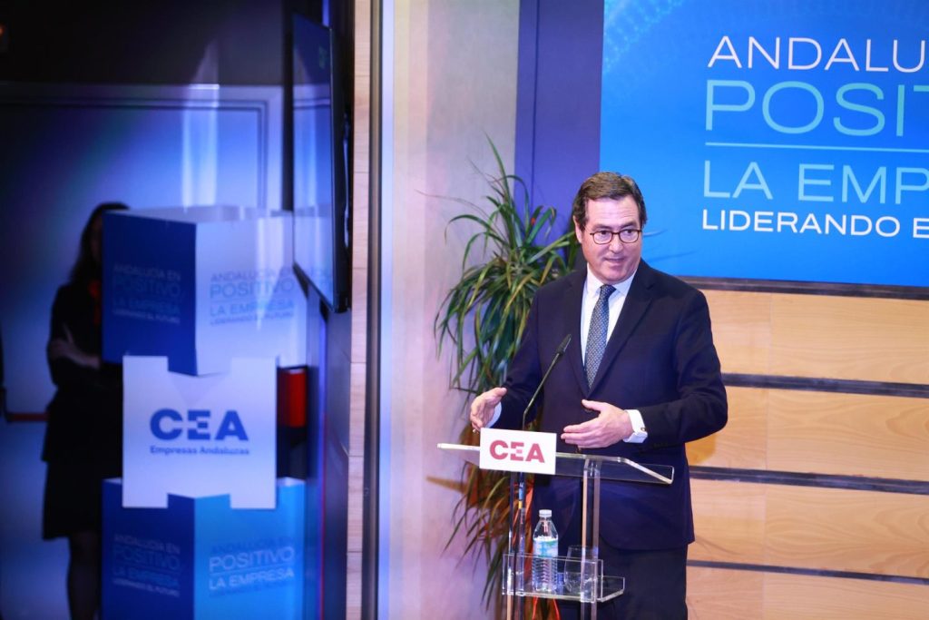 Garamendi ve un «error» la amenaza de Trump al vino español y dice que «se lo va a perder»