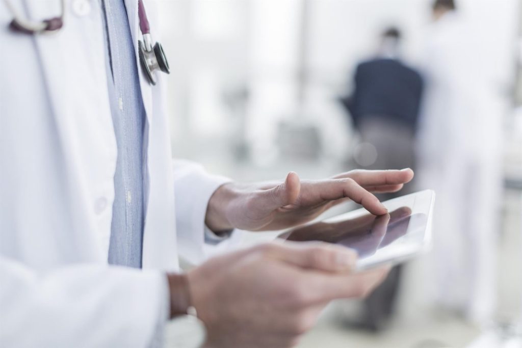 Minsait presenta en Inforsalud una solución digital para mejorar la atención sanitaria