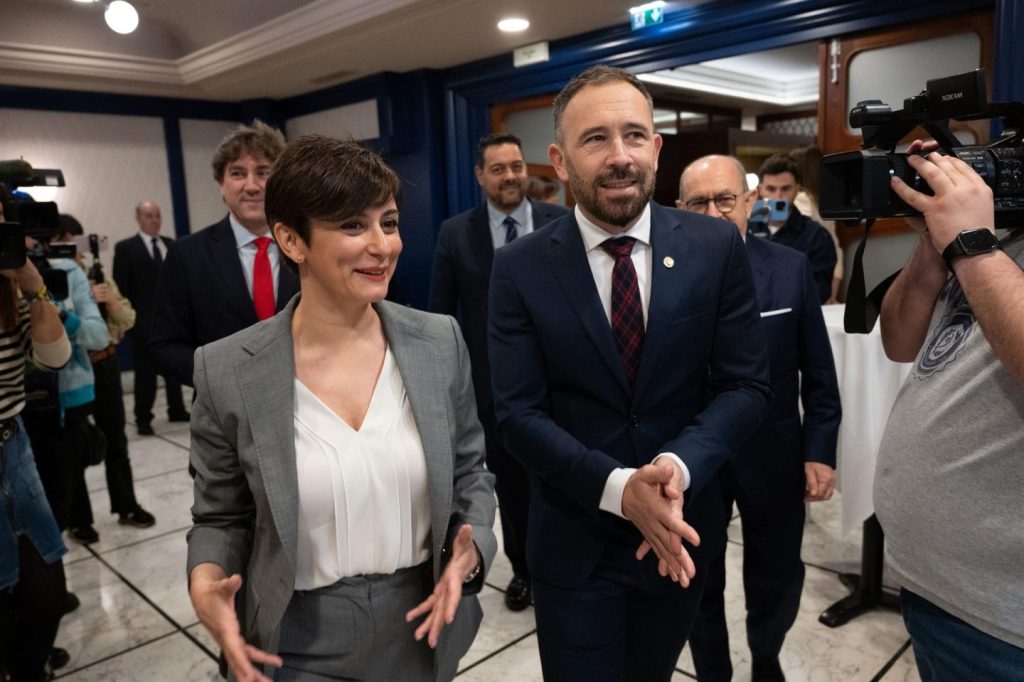 Rodríguez afirma que no invertirá en viviendas públicas que no sean permanentes