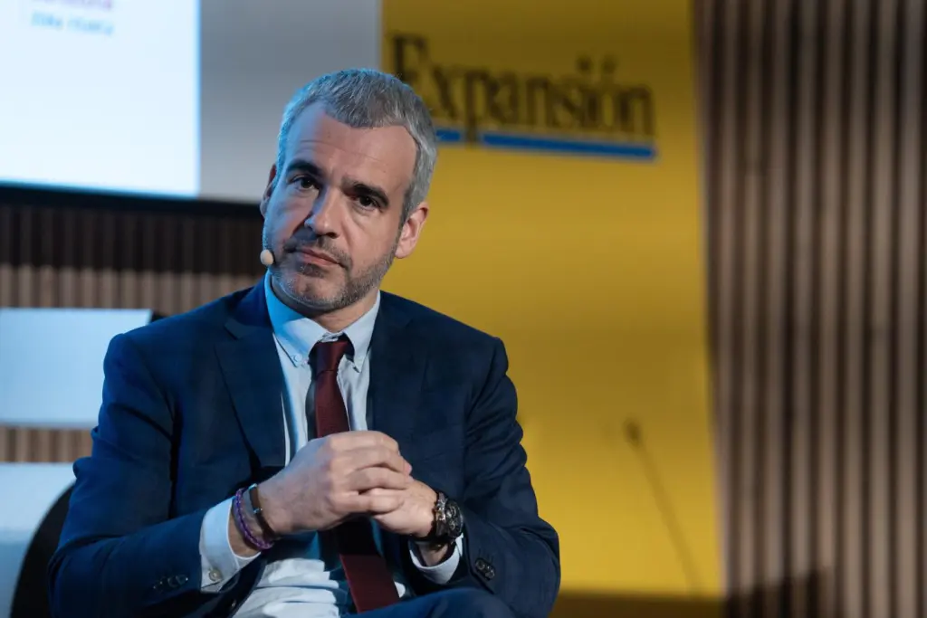 Aena propone un dividendo de 9,76 euros y un desdoblamiento de acciones en su junta