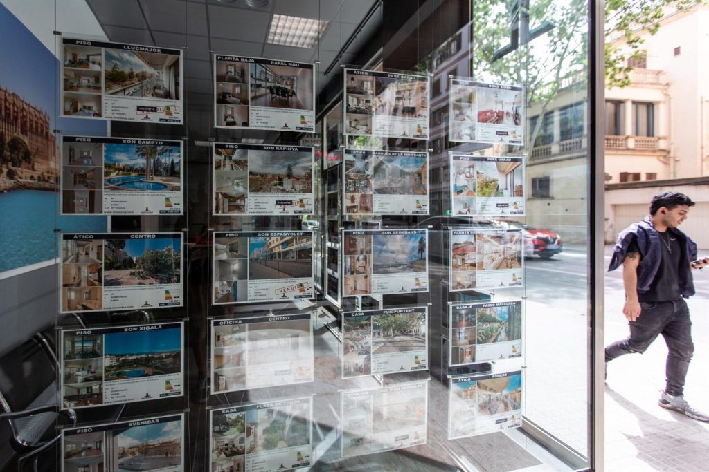 El 27% de los jóvenes sigue en casa de sus padres por el alto precio de la vivienda