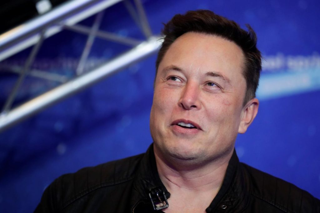 Las acciones de Tesla suben un 6% tras el anuncio de Musk sobre su menor trabajo con el Gobierno