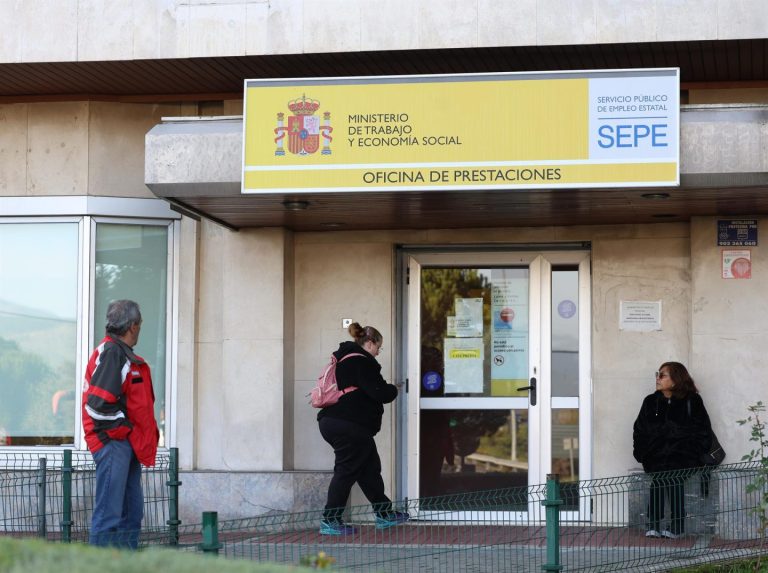 Los contratos con movilidad geográfica alcanzan casi 4,2 millones en 2024 según el SEPE