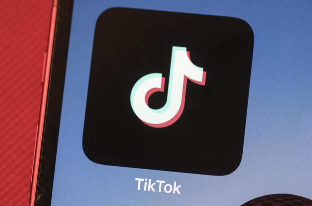 Trump: China vendería TikTok en 15 minutos si baja los aranceles impuestos