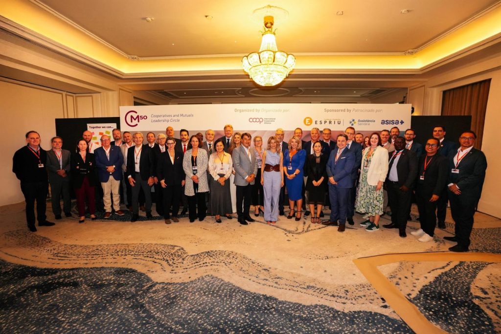 Díaz pide más cooperativismo y economía social para competir en igualdad en el mercado