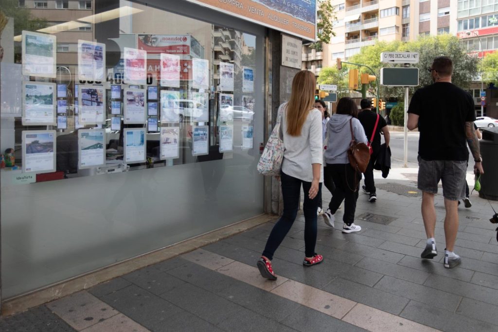 El precio de la vivienda sube un 10% en abril y un 14% en las islas, revela Tinsa