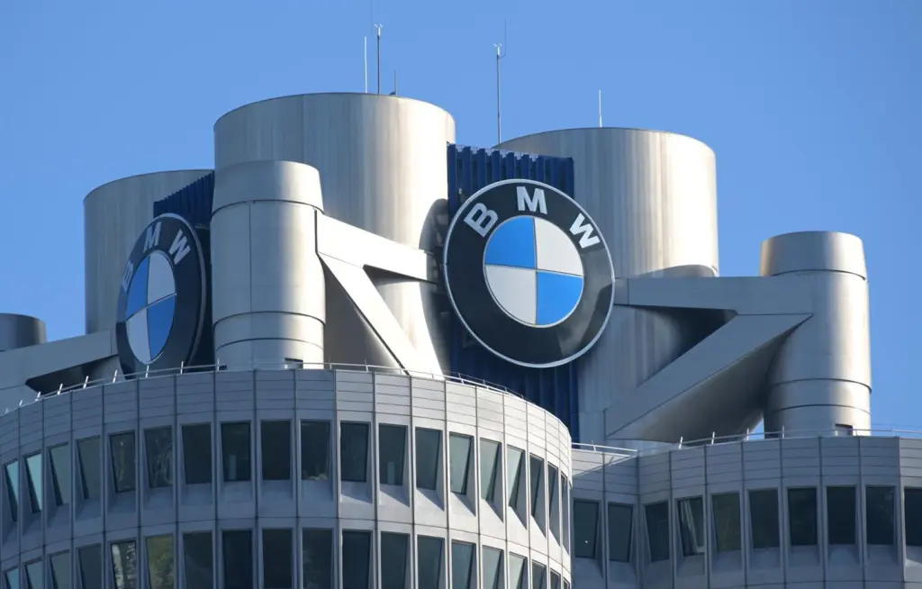 Archivo - BMW