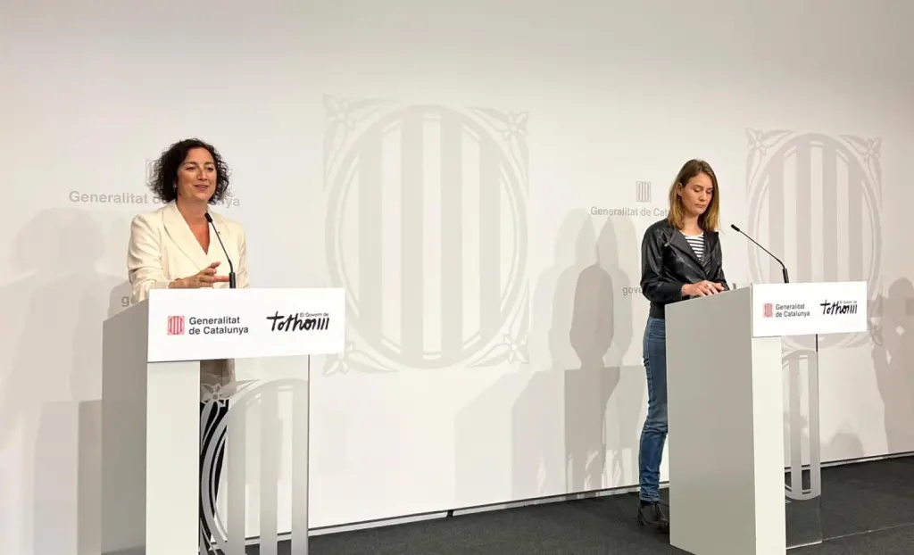 La Generalitat celebra la consulta sobre la OPA del BBVA al Sabadell y pide escuchar a todos