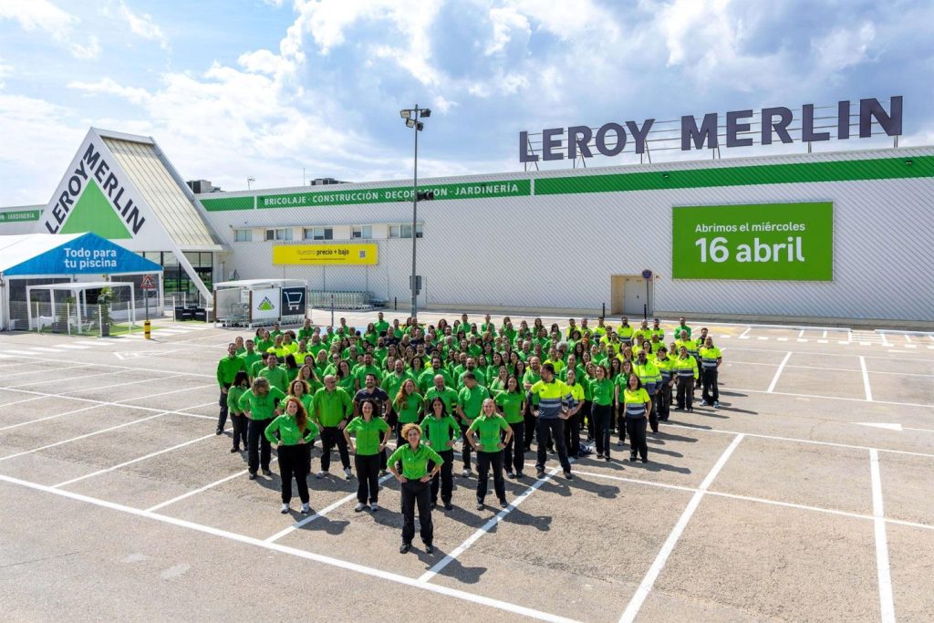 Leroy Merlin cierra un acuerdo histórico para mejorar las condiciones laborales de sus empleados