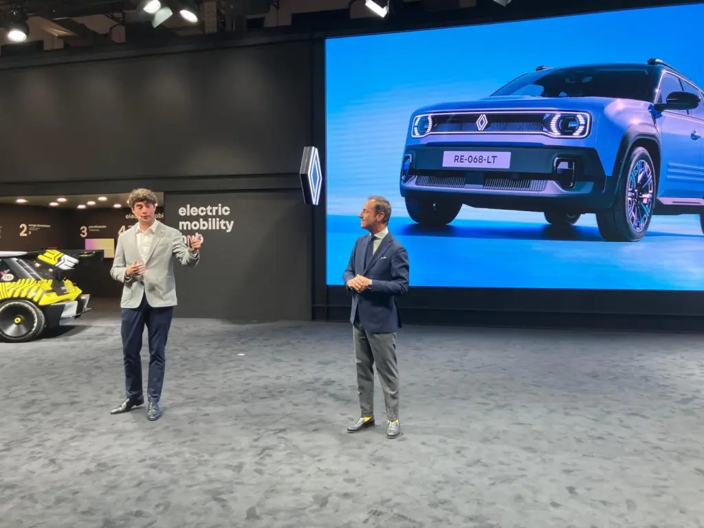 Renault presenta el nuevo R4 eléctrico para hacer popular el coche eléctrico en España