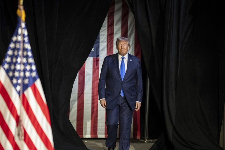 Trump impone aranceles del 100% a películas producidas fuera de Estados Unidos