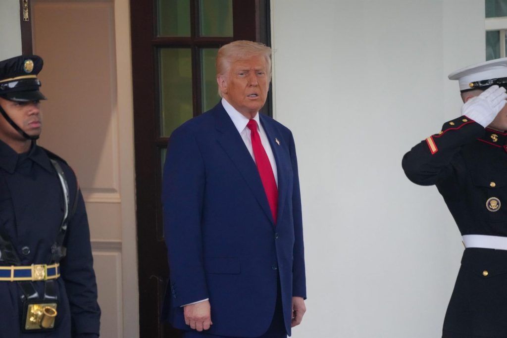 Un tribunal de EE.UU. suspende la mayoría de los aranceles de Trump por considerarlos ilegales