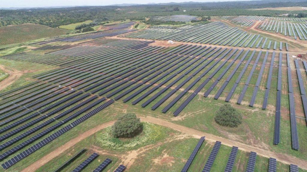 Zelestra asegura 146,6 millones para seis proyectos solares de 237 MW en España