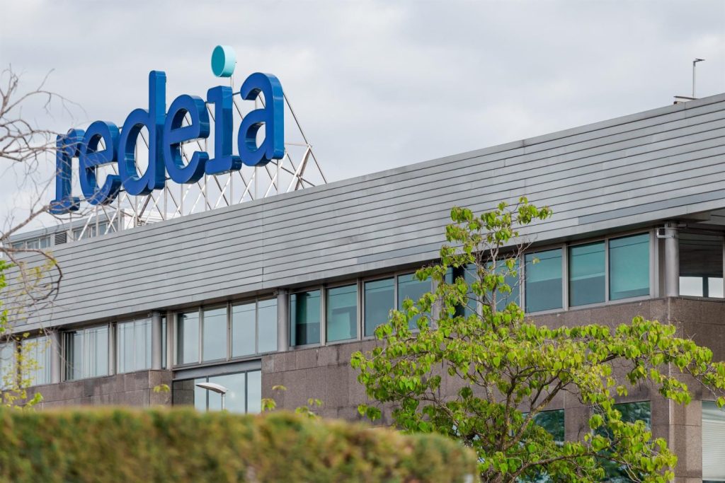 Accionistas exigen transparencia a Redeia tras apagón en junta, sin excusas ni desinformación