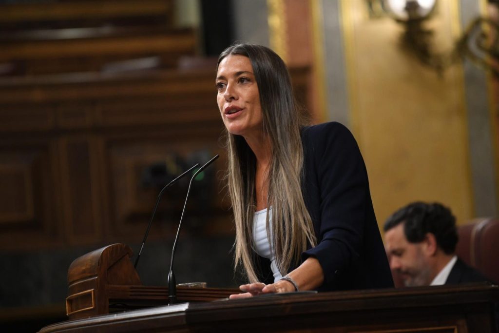 El Congreso pide al Gobierno bajar impuestos, con apoyo de PP, Vox y Junts.